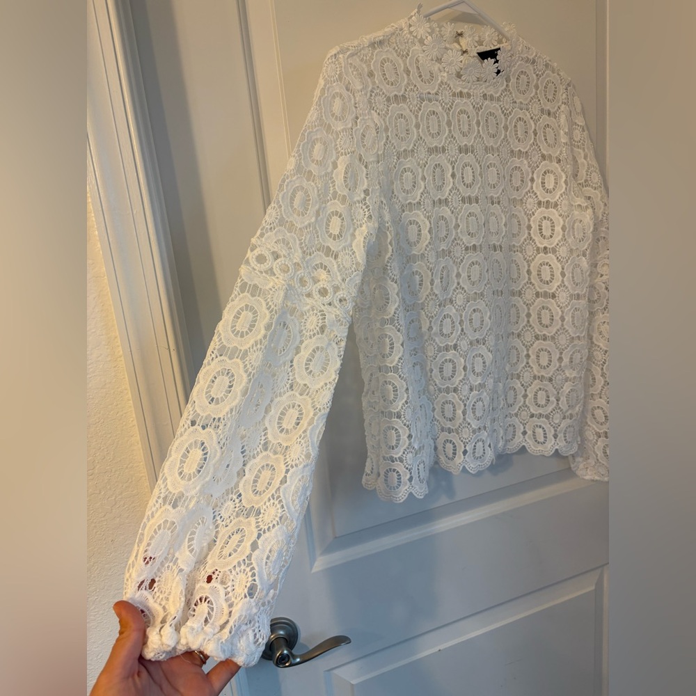 Aqua White Lace Blouse - Picture 2 of 5